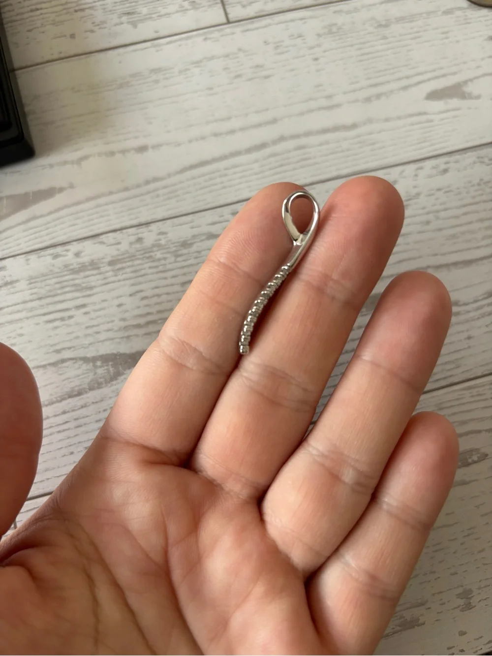 10k White Gold Journey Diamond Pendant